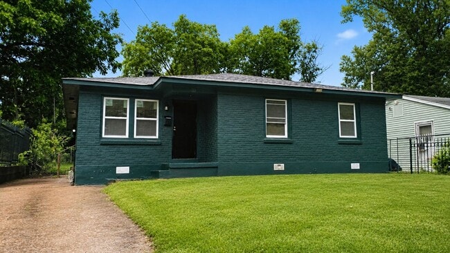 property at 1184 Effie Rd