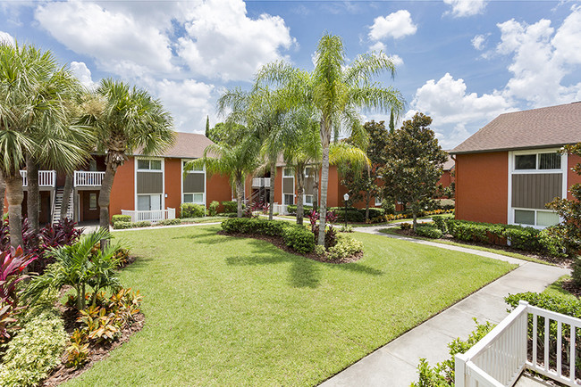 Bella Casa in Orlando, FL - Foto de edificio - Building Photo