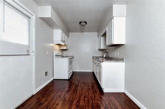 1435 W Hammond St in Fort Worth, TX - Building Photo - Building Photo
