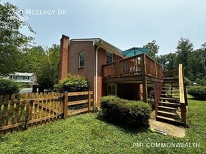 2740 McElroy Dr in Charlottesville, VA - Building Photo - Building Photo