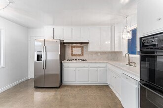 12636 St Mark St in Garden Grove, CA - Building Photo - Building Photo