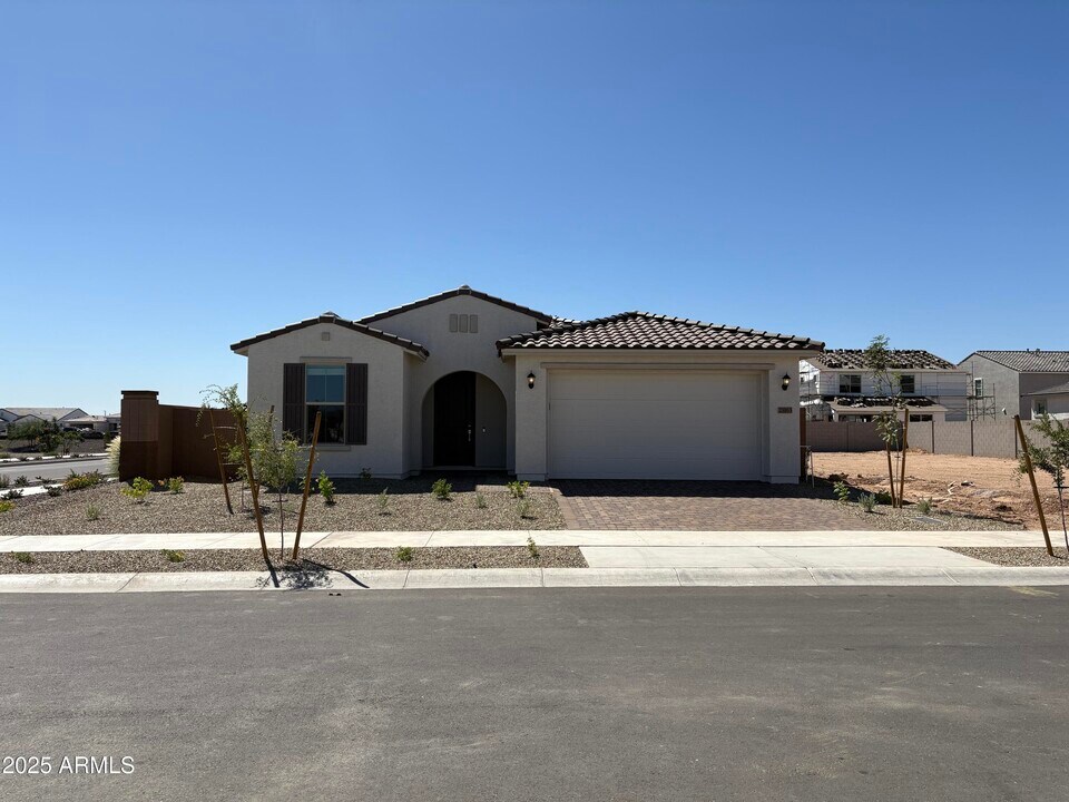 25163 N 171st Ln in Surprise, AZ - Building Photo