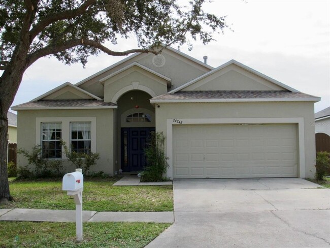 24748 Portofino Dr in Lutz, FL - Building Photo - Building Photo