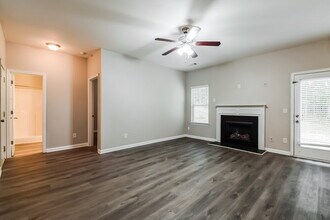 6338 Oakwell Ct in Union City, GA - Building Photo - Building Photo