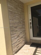 805 NE 138th St in North Miami, FL - Building Photo - Building Photo