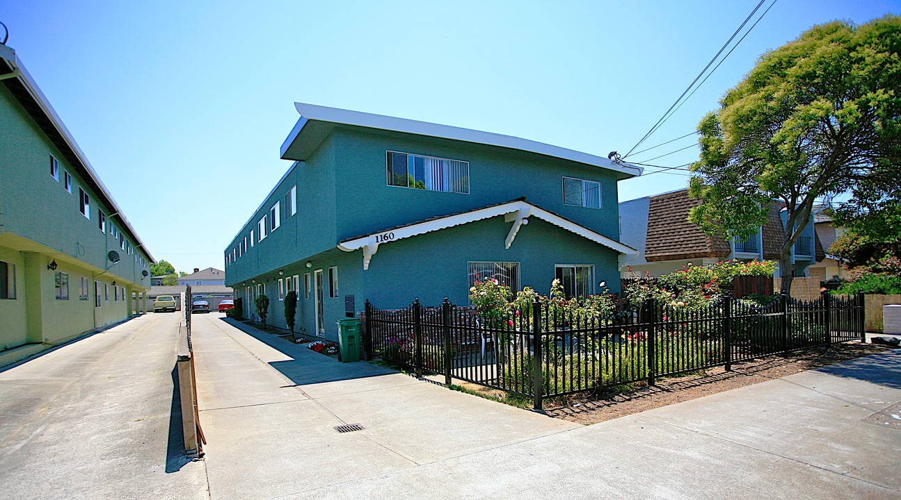 1160 Regent St in Alameda, CA - Foto de edificio