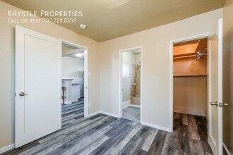 218 Idora Ave-Unit -B in Vallejo, CA - Building Photo - Building Photo