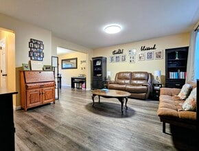 71 Laurel Dr in Myerstown, PA - Building Photo - Building Photo