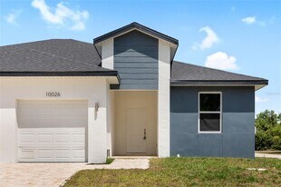 10026 Cocoa Beach St in Port Charlotte, FL - Building Photo