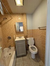 712 E 27th St in Paterson, NJ - Building Photo - Building Photo