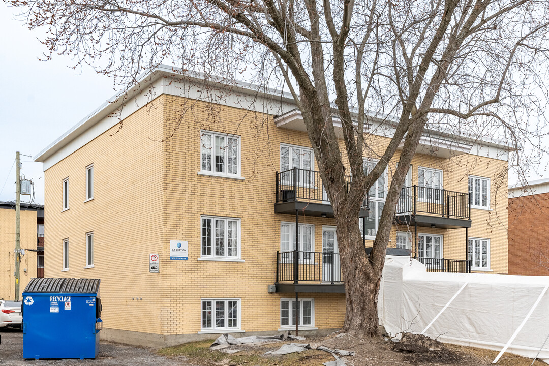 788 Émile-Côté Av in Québec, QC - Building Photo