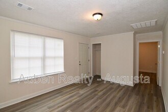 1924 Roberson Rd in Augusta, GA - Building Photo - Building Photo