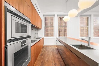 172 Crosby St in New York, NY - Building Photo - Building Photo