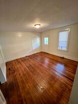 774 Weaver St, Unit 774-1 Weaver in Morgantown, WV - Building Photo