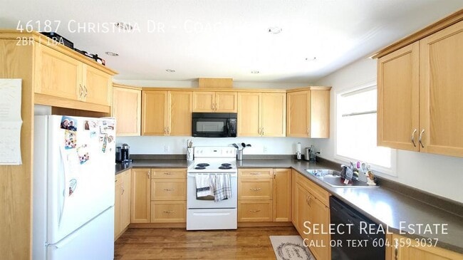 46187 Christina Dr in Chilliwack, BC - Building Photo - Building Photo