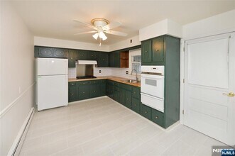 52 Elizabeth St in Garfield, NJ - Building Photo - Building Photo