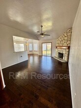 10309 Banff Way in Yukon, OK - Building Photo - Building Photo