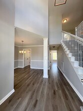 1084 Ishee Dr in Clarksville, TN - Foto de edificio - Building Photo
