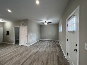 2305 Owen St in Durham, NC - Building Photo - Building Photo