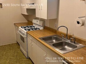 2490 S Race St in Denver, CO - Building Photo - Building Photo