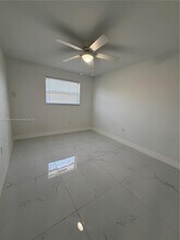 629 SW 10th St in Miami, FL - Building Photo - Building Photo