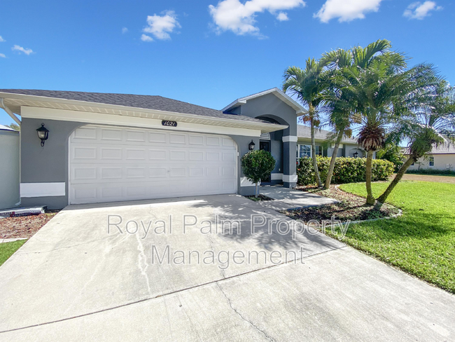 1021 NW 43rd Ave in Cape Coral, FL - Building Photo - Building Photo