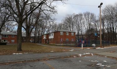 Bixby Apartments in Poughkeepsie, NY - Building Photo - Building Photo