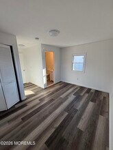 68 Seeley Ave in Keansburg, NJ - Building Photo - Building Photo