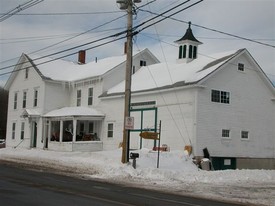 70 Henniker St Apartments