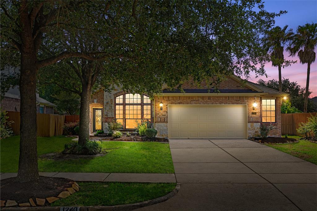 1240 Pisana in League City, TX - Building Photo
