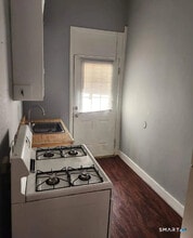 76 Lincoln St in Meriden, CT - Building Photo - Building Photo