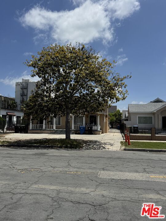 property at 1934 4th Ave