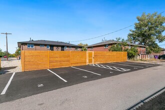 1100 Rosemary St in Denver, CO - Building Photo - Building Photo