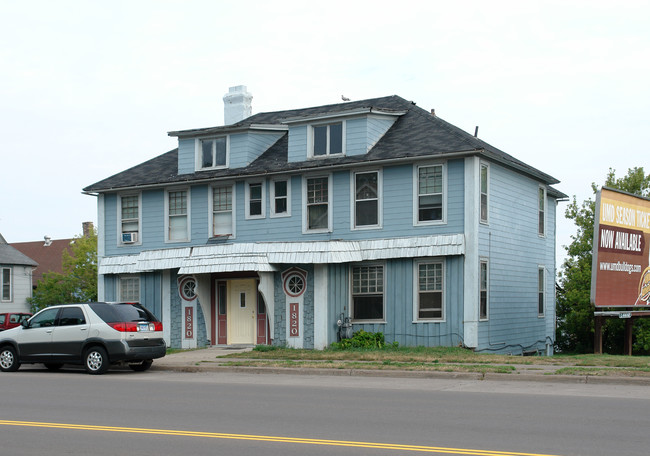 1820 London Rd in Duluth, MN - Foto de edificio - Building Photo