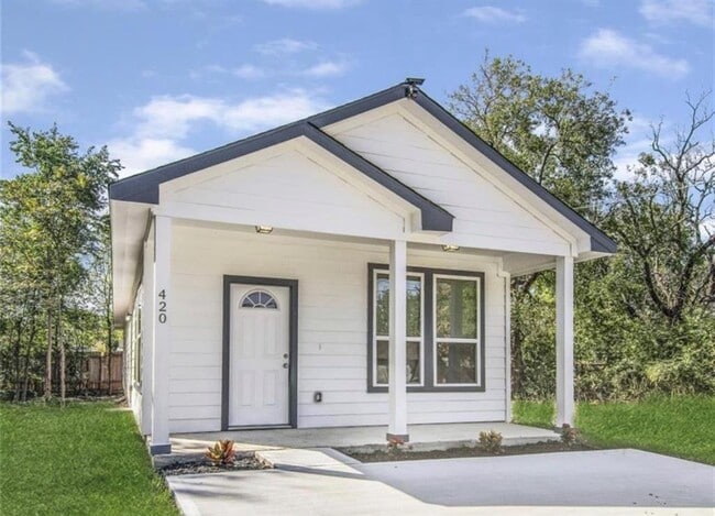 property at 420 Owens St