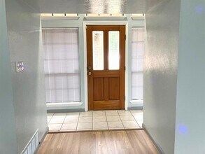 2404 Sutton Dr in Arlington, TX - Building Photo - Building Photo