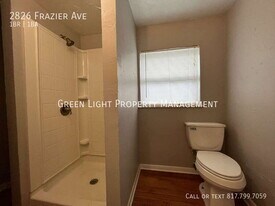 2826 Frazier Ave in Fort Worth, TX - Building Photo