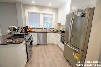 235 Chestnut Hill Ave, Unit 1 in Boston, MA - Building Photo - Building Photo