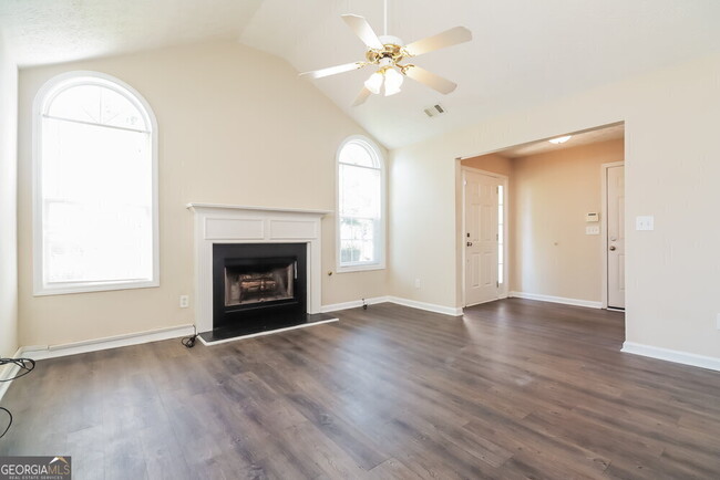 1810 Midcourt Way in Mcdonough, GA - Building Photo - Building Photo