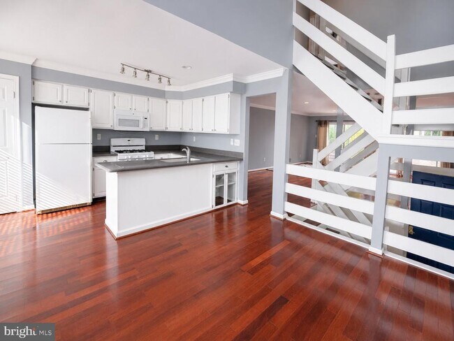 property at 84 Andover Ct