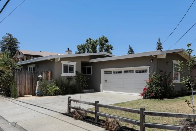 property at 1405 Lenolt St