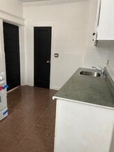 4 Front St E in Kawartha Lakes, ON - Building Photo - Building Photo