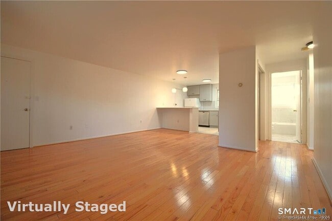 property at 5 Grandview Dr