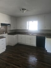 512 S Judd St in Fort Worth, TX - Building Photo - Building Photo