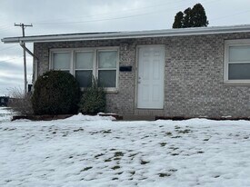 3812 Mississippi Ave in Davenport, IA - Building Photo