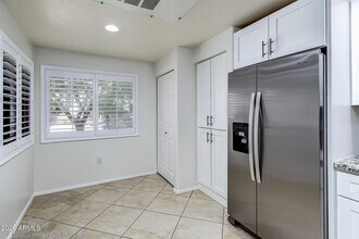 9555 E Raintree Dr in Scottsdale, AZ - Foto de edificio - Building Photo