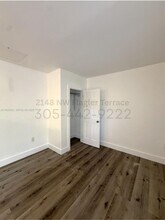 2148 NW Flagler Terrace in Miami, FL - Building Photo - Building Photo