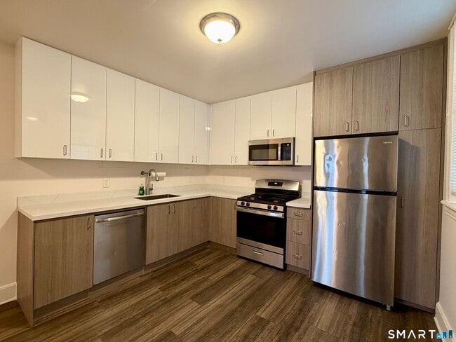 property at 424 Pembroke St