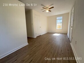 230 Mystic Lake Dr N in St. Petersburg, FL - Building Photo - Building Photo