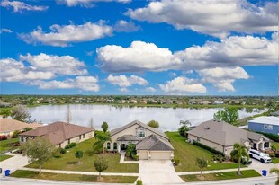 5337 Sandy Shell Dr in Apollo Beach, FL - Foto de edificio - Building Photo